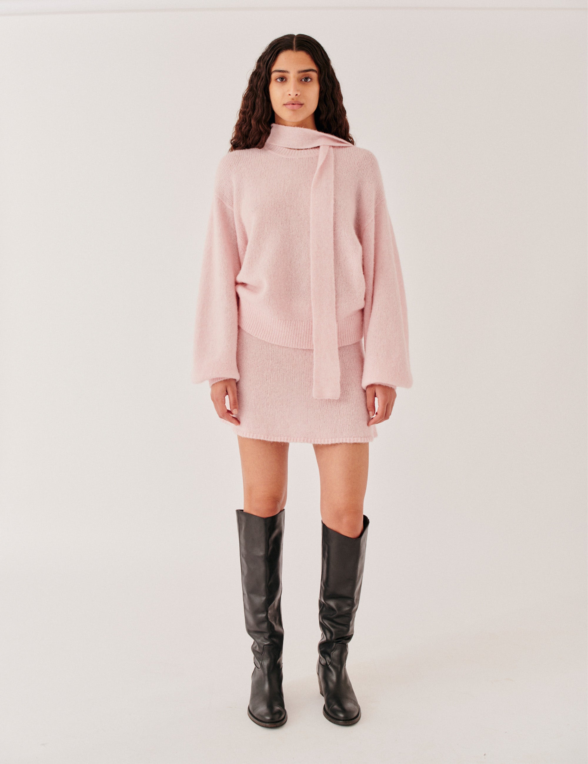 Verona Slim Scarf Sweater Pastel Pink