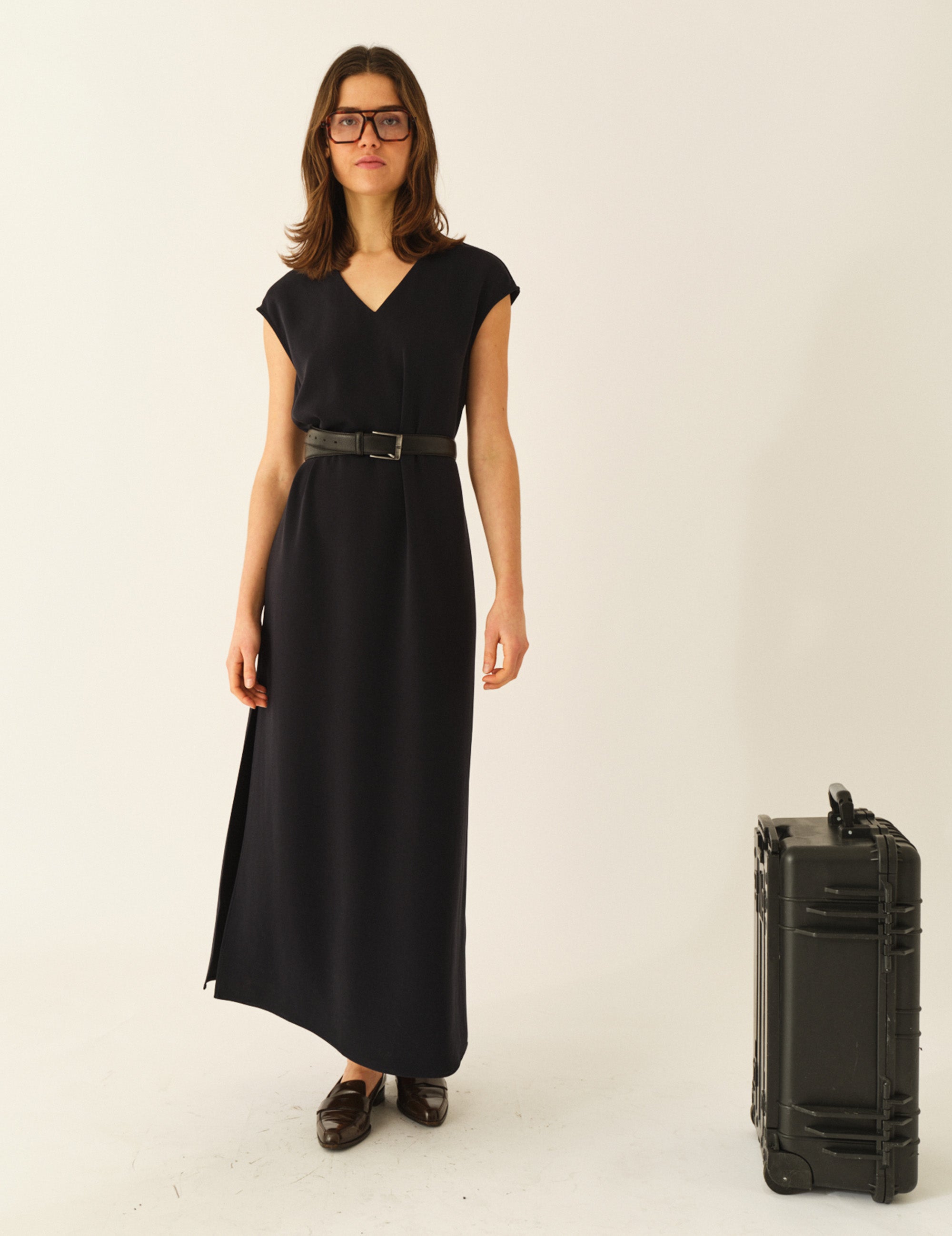 Cazandra Boxy V-Neck Dress Navy