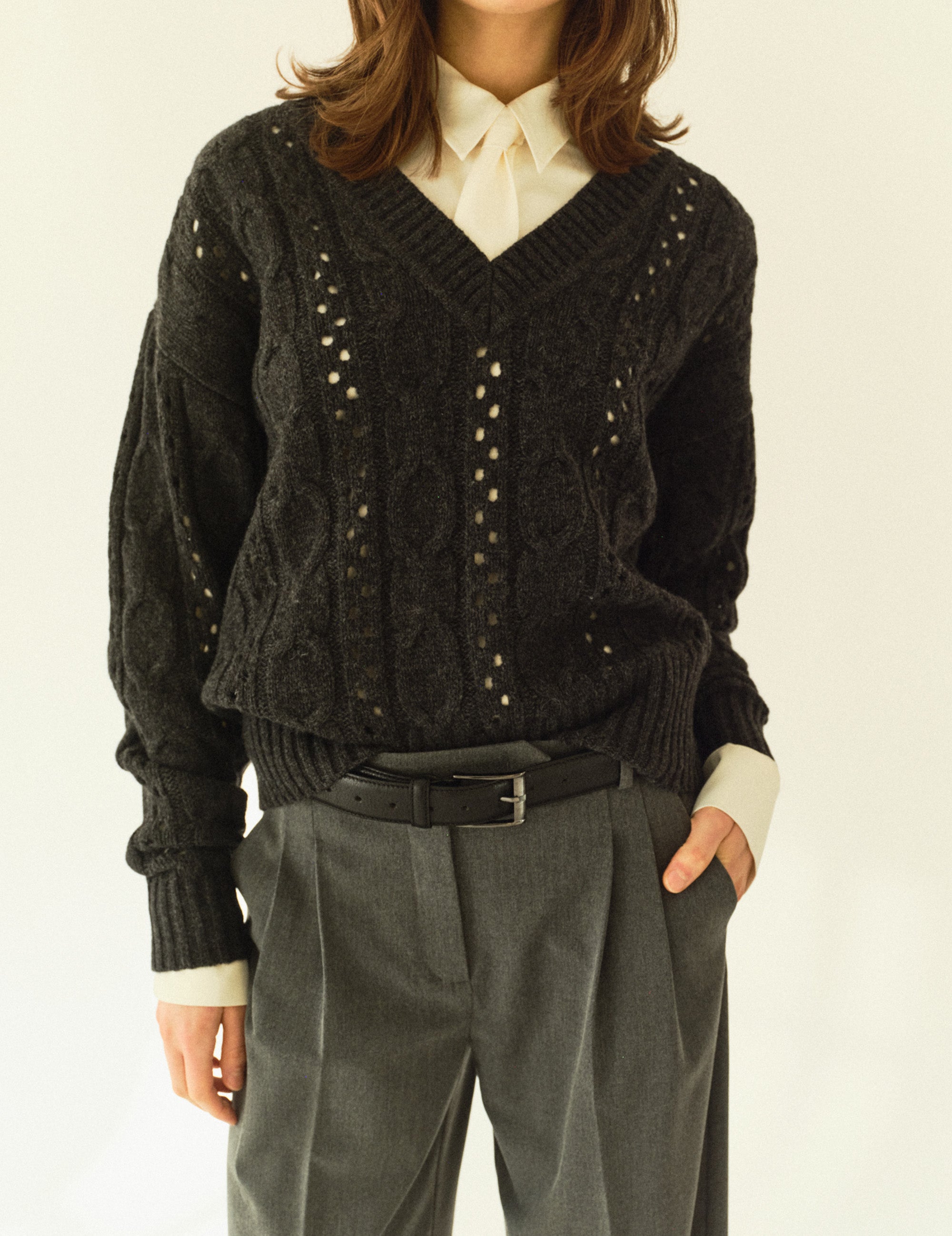 Daze Cable V-Neck Dark Grey Melange