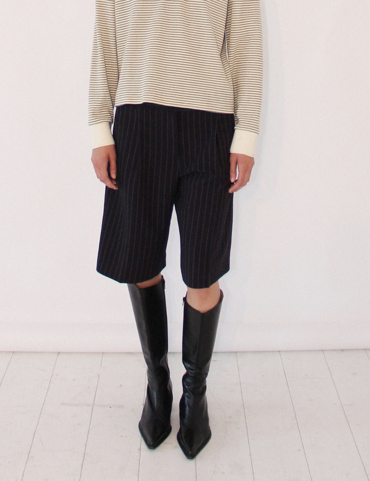 Steven Pleat Shorts Navy White Pinstripe 34 / Navy White Pinstripe