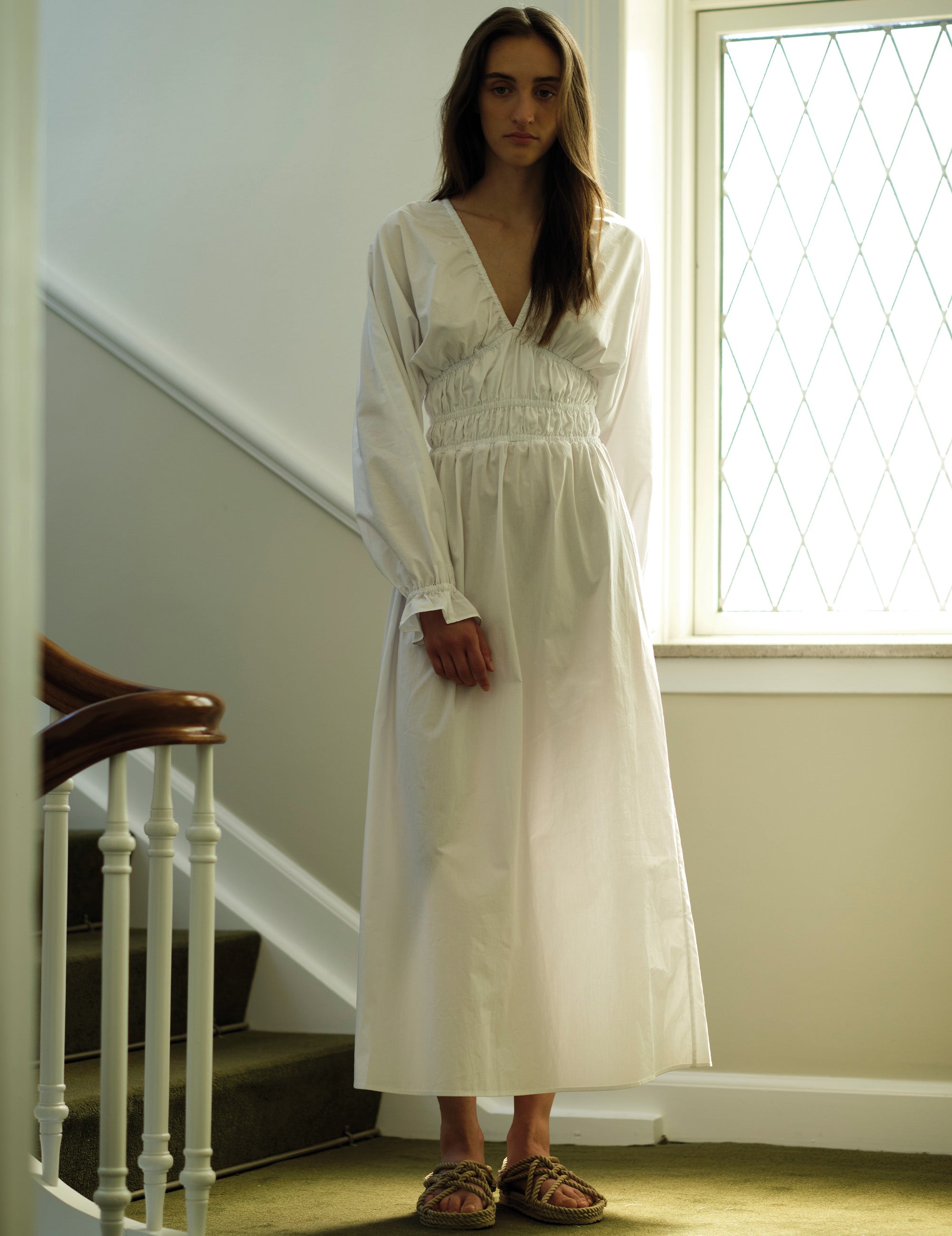 Claire Gown White 32 / White